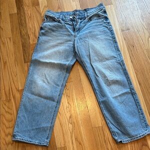 American Eagle Outfitters Light Blue ex-boyfriend Jeans